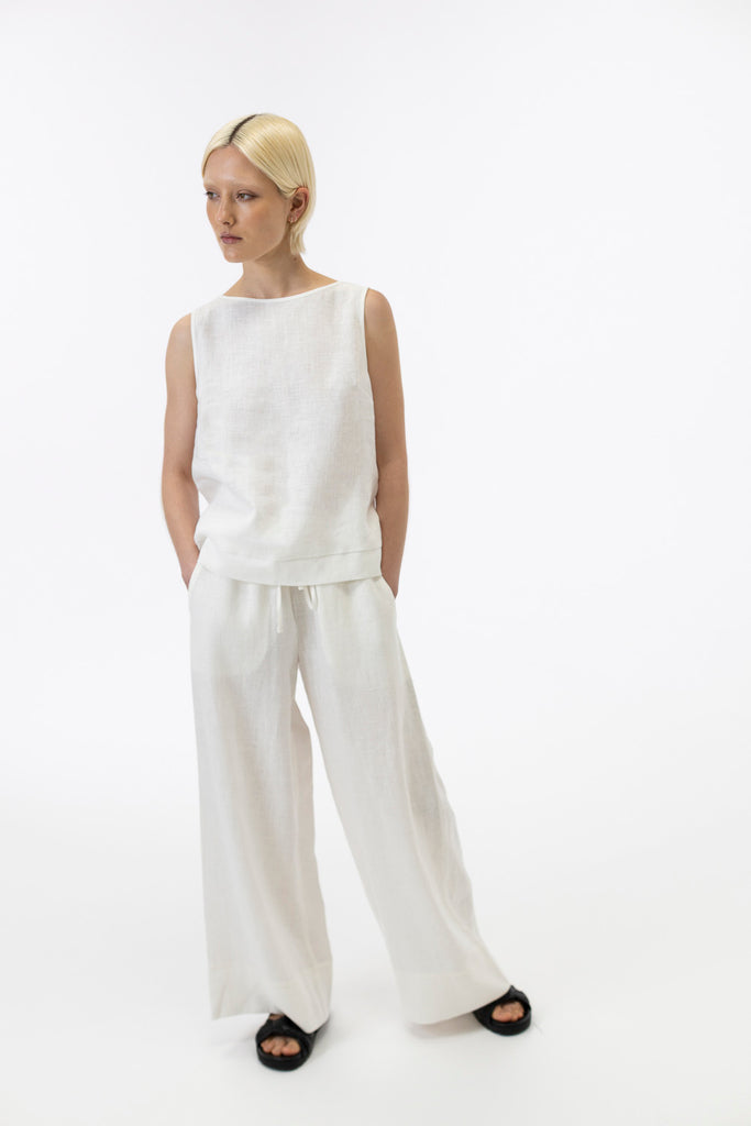 Wide leg pants / Milk