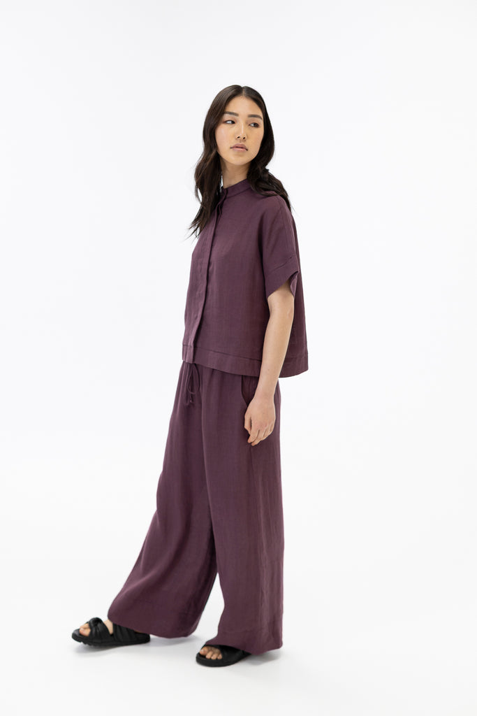 Wide leg pants / Grape