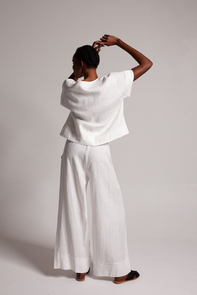 Wide leg pants / Milk