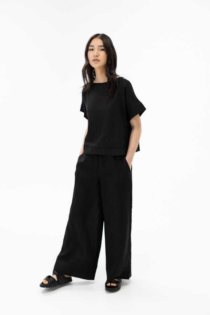 Drop shoulder top / Black