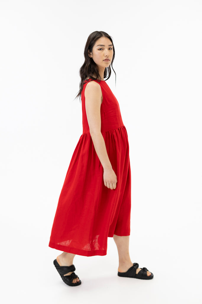 Sleeveless Dress / Scarlet