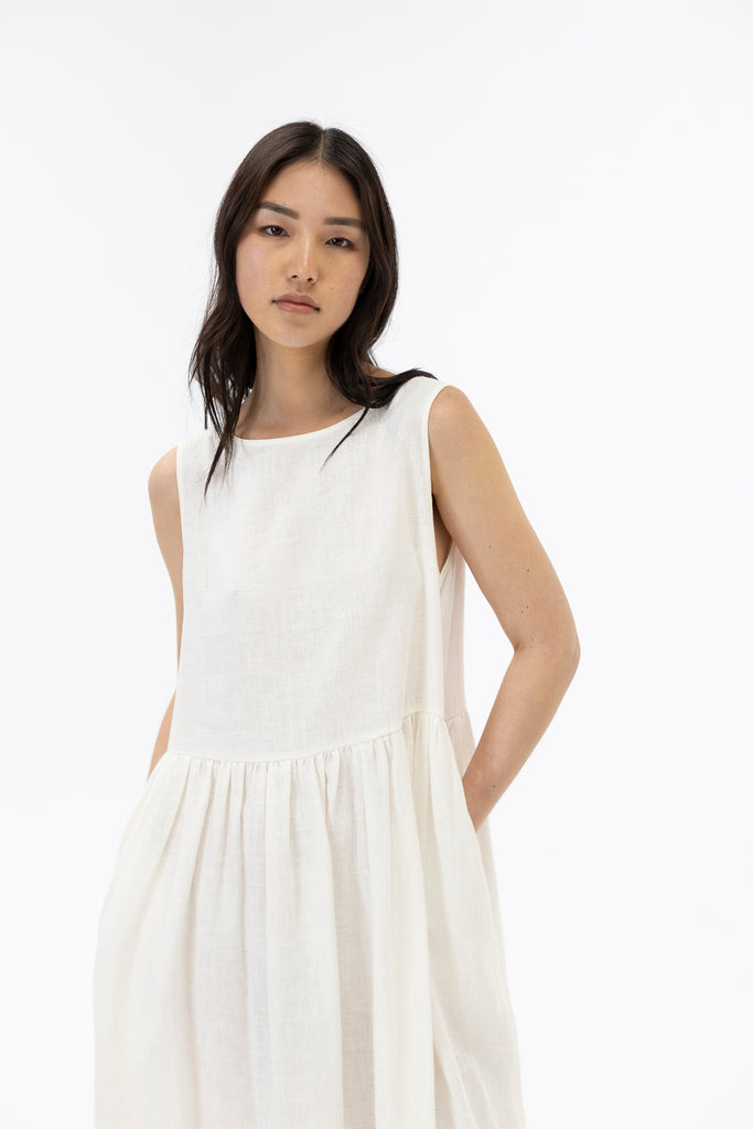 Sleeveless Dress / Milk