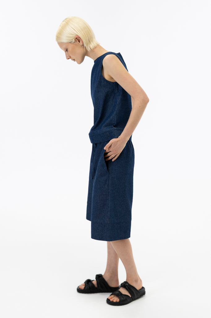Sleeveless top / Ink Denim