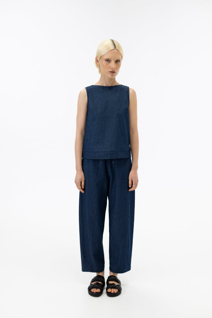 Sleeveless top / Ink Denim