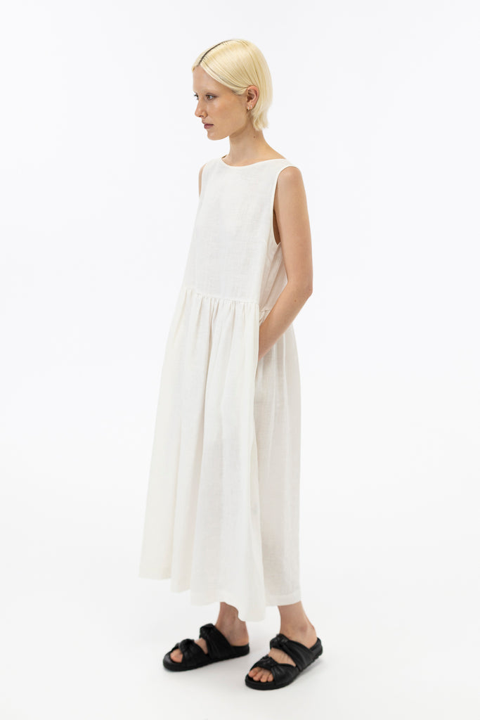 Sleeveless Dress / Milk