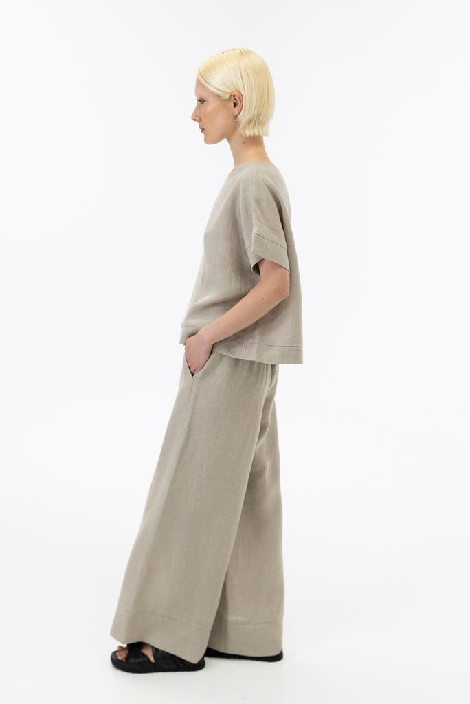 Wide leg pants / Natural